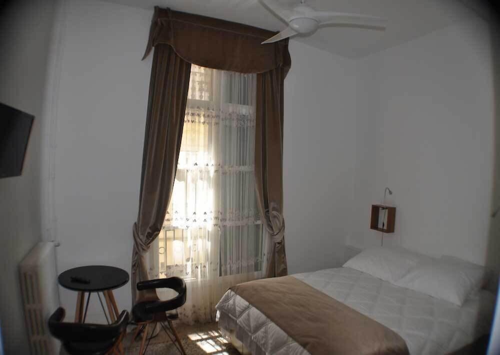 Фото Ida Chambres d'Hôtes Montpellier