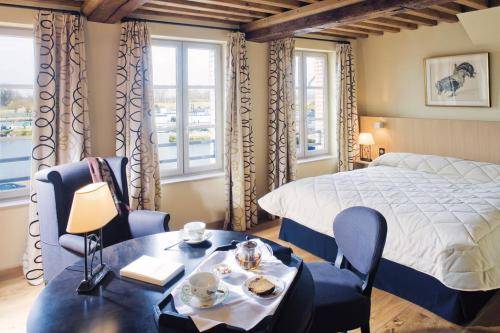 Фото L'absinthe Hotel