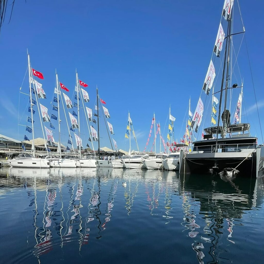 Ship equipment Bavaria Sailing, Cesme, photo