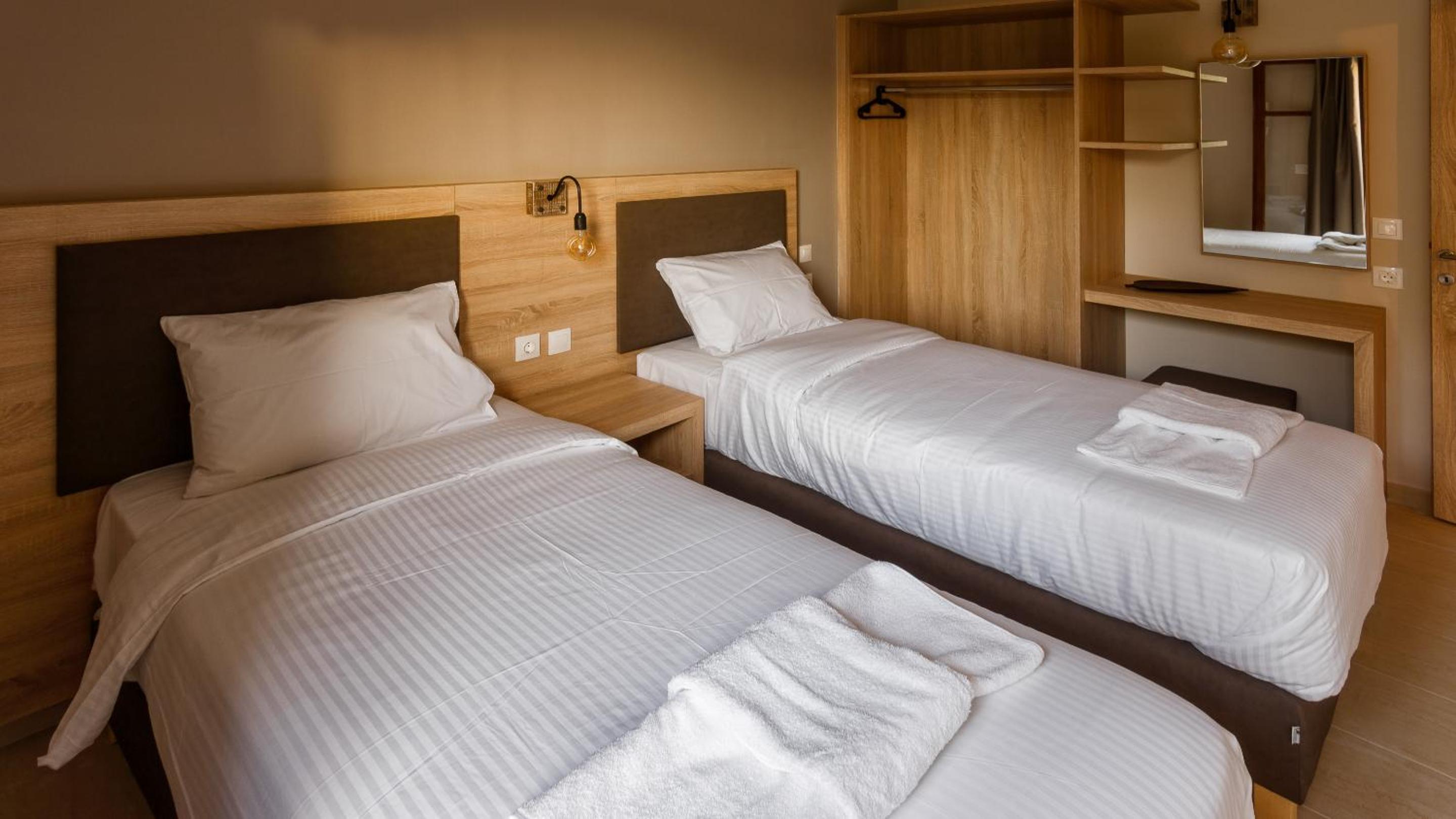 Фото Goudelis Apartments