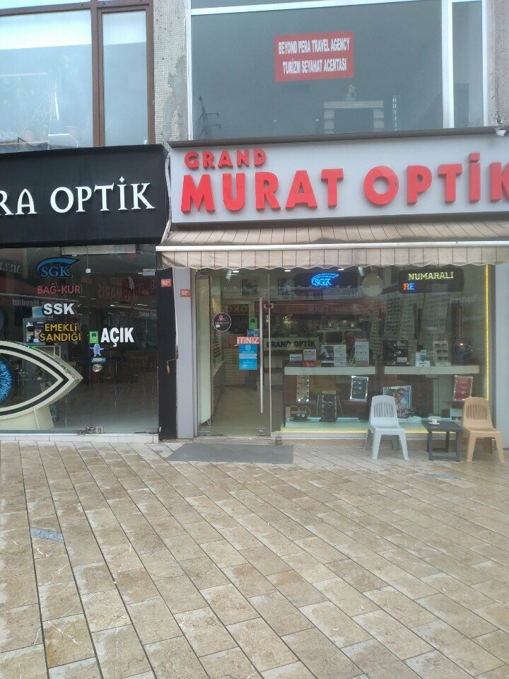 Opticial store Grand Optik, Istanbul, photo