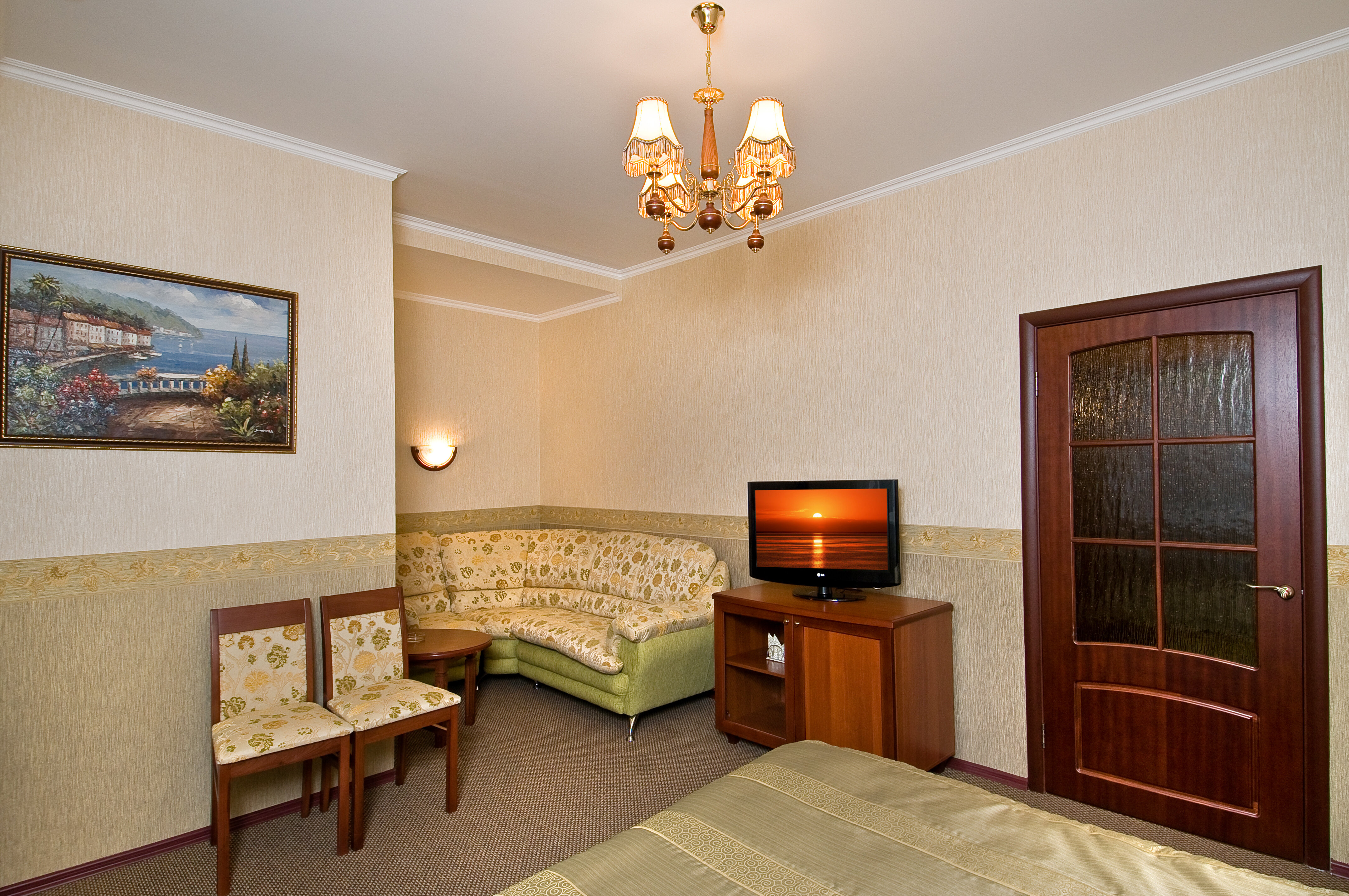 Фото Партнёр