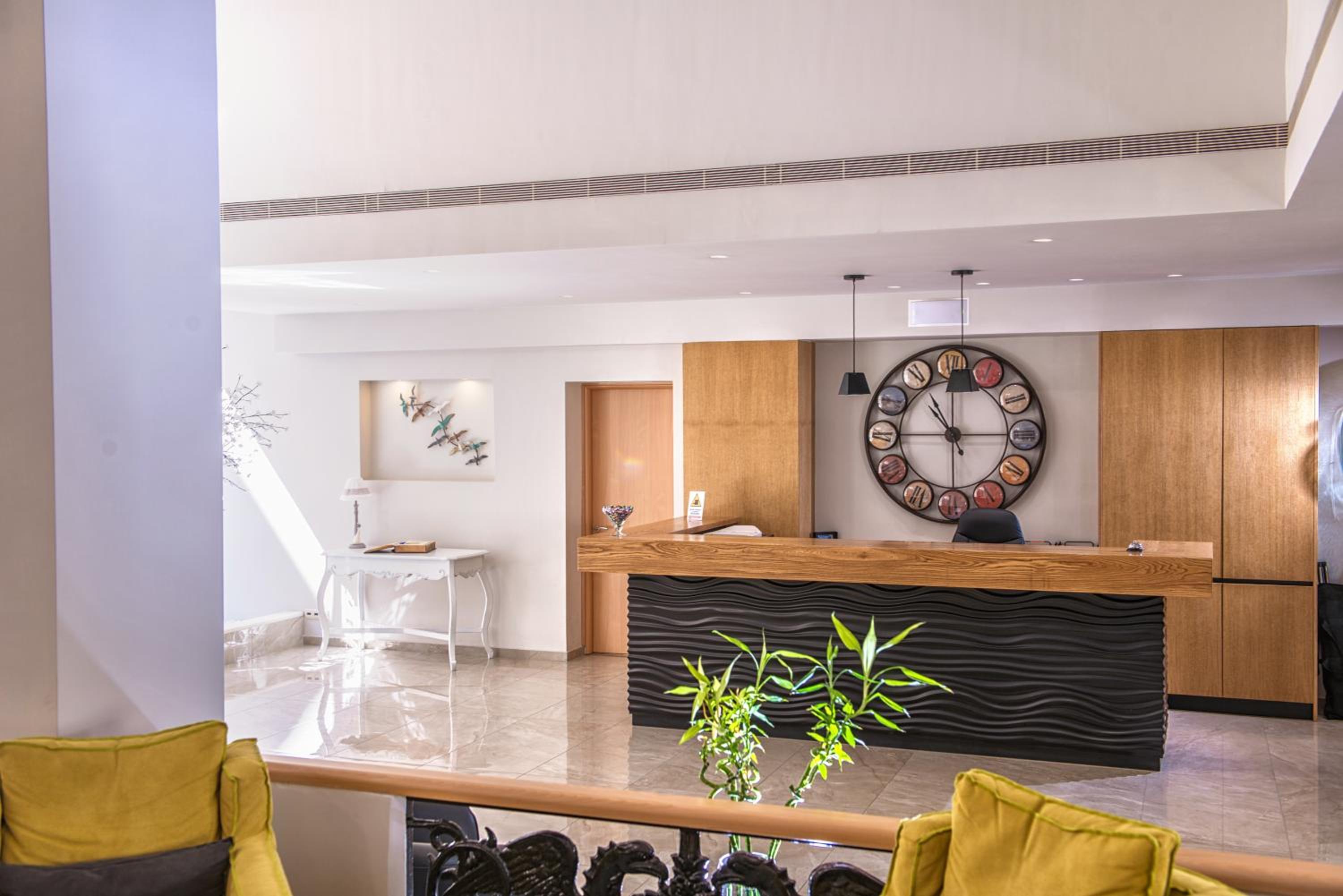 Фото Irini Hotel