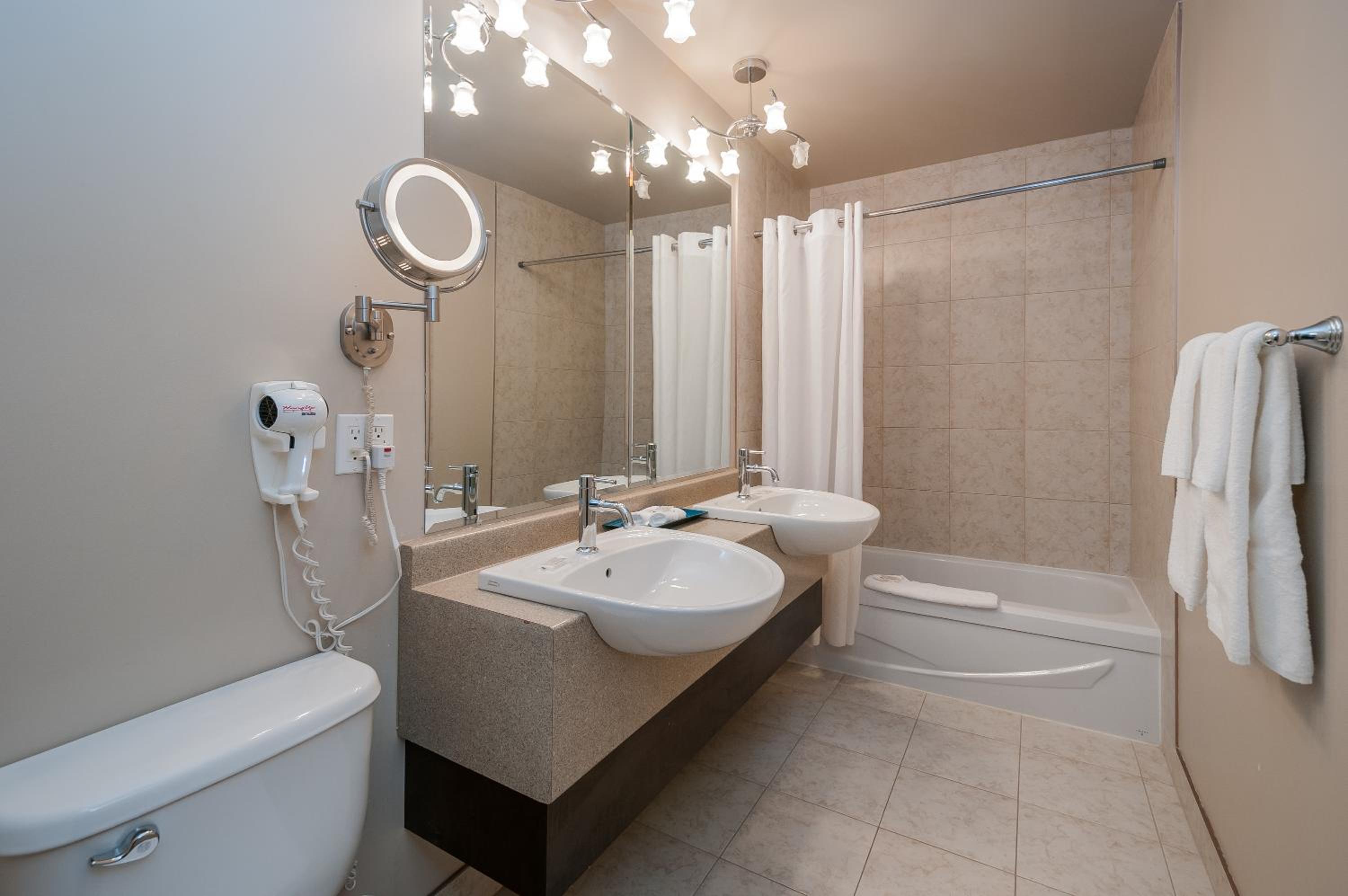 Фото Hotel & Suites Monte-Cristo