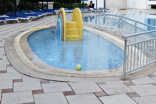 Гостиница Ares Blue Hotel в Кирише