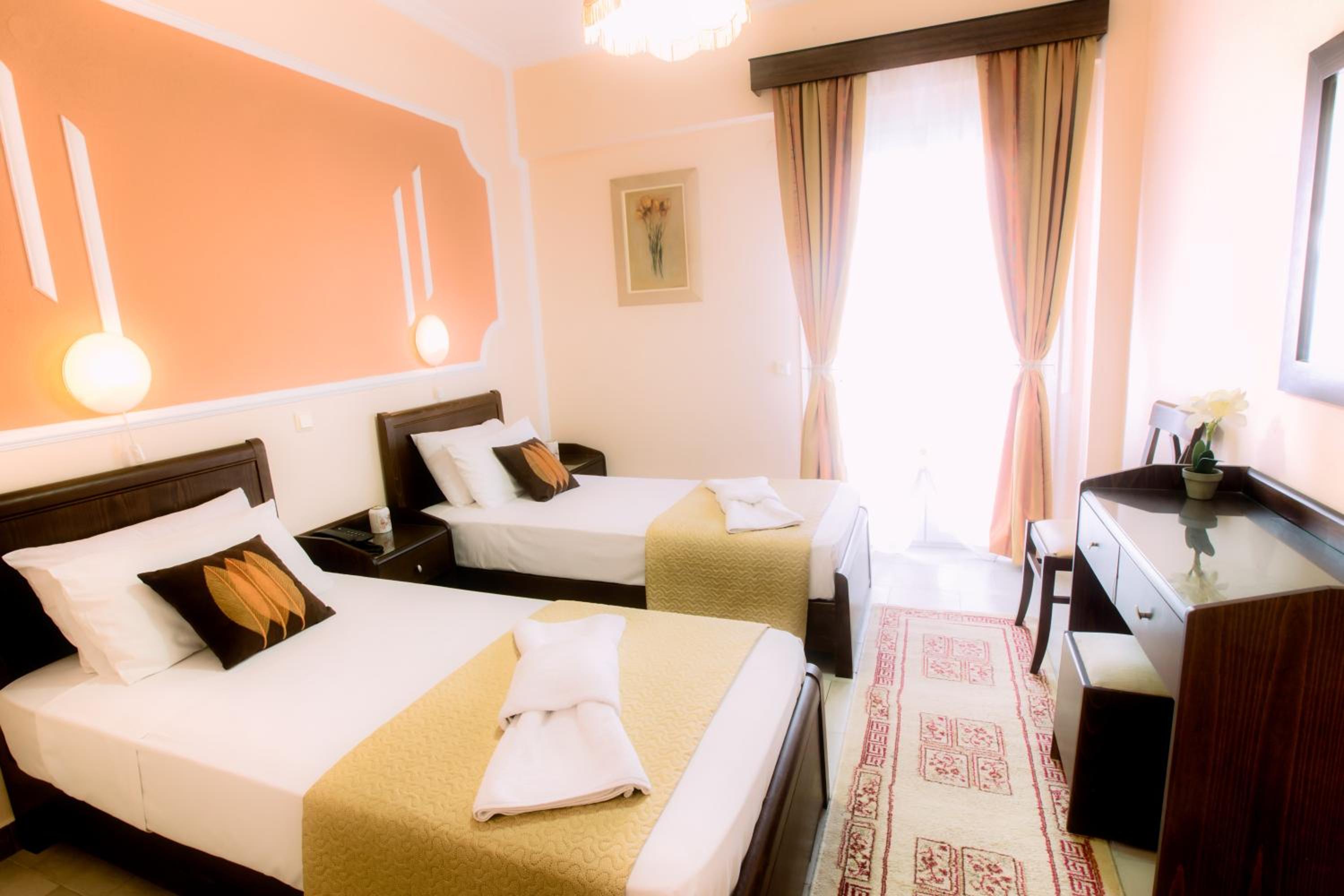 Фото Hotel Sirena Beach