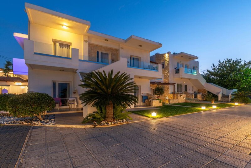 Апартаменты Frida Apartments