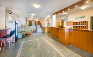 Гостиница Platan Hotel