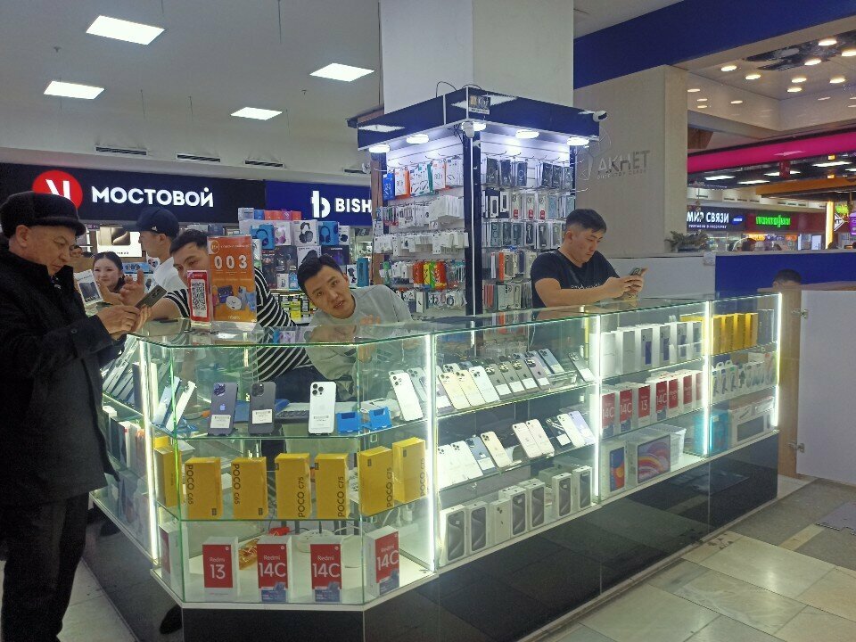 Mobile phone store Tech Market Kg, Bishkek, photo