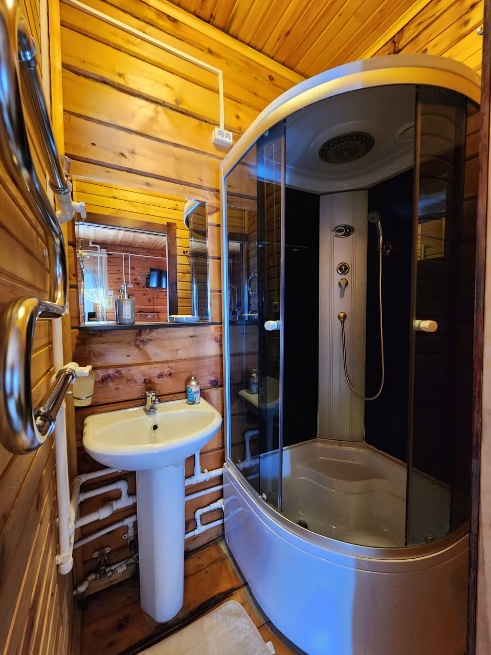 Фото E. L. K. I.