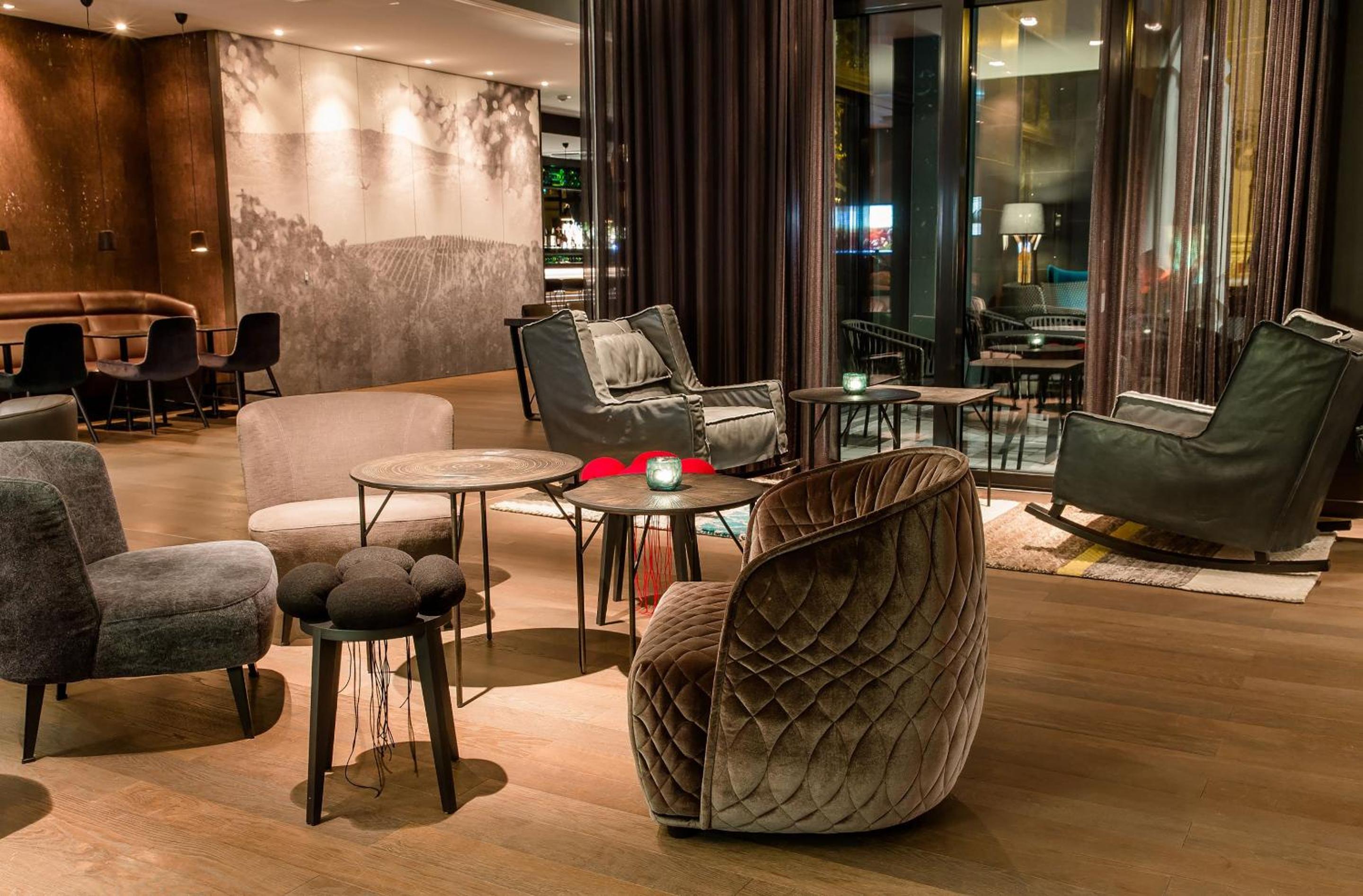 Фото Motel One Freiburg