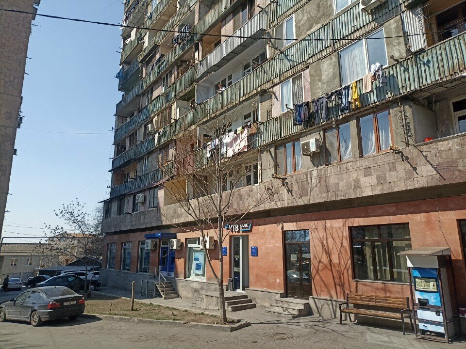 Банк ВТБ, Ереван, фото