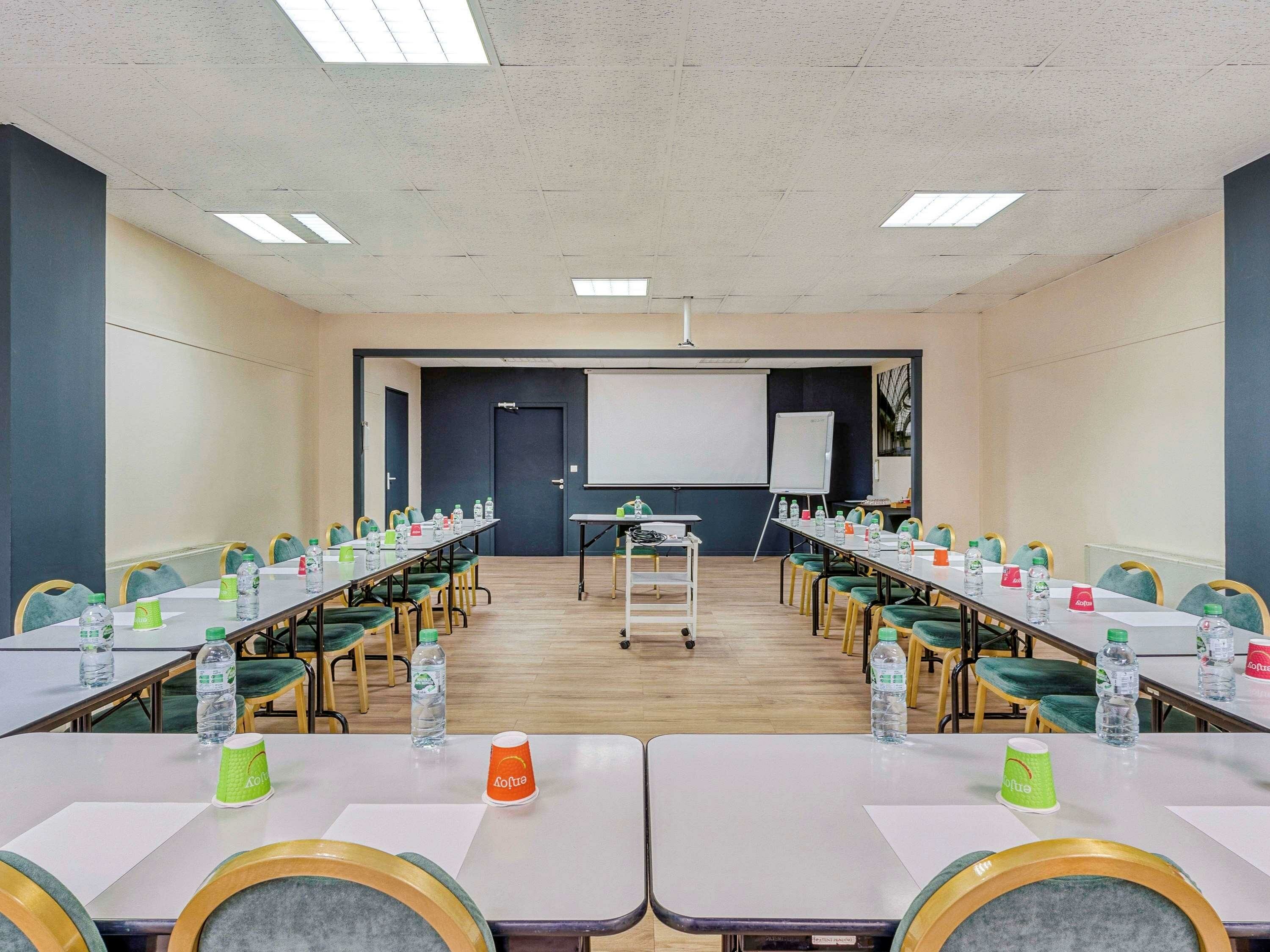 Фото Ibis Styles Bordeaux Gare Saint Jean