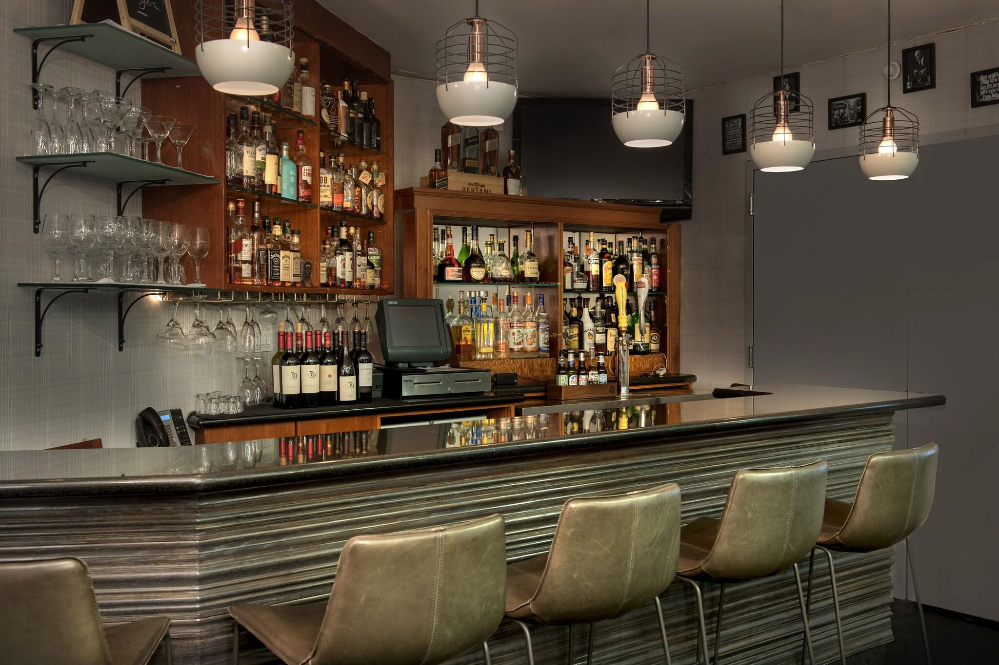 Фото Four Points by Sheraton Manhattan SoHo Village