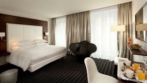 Гостиница Le Grand Hôtel Grenoble