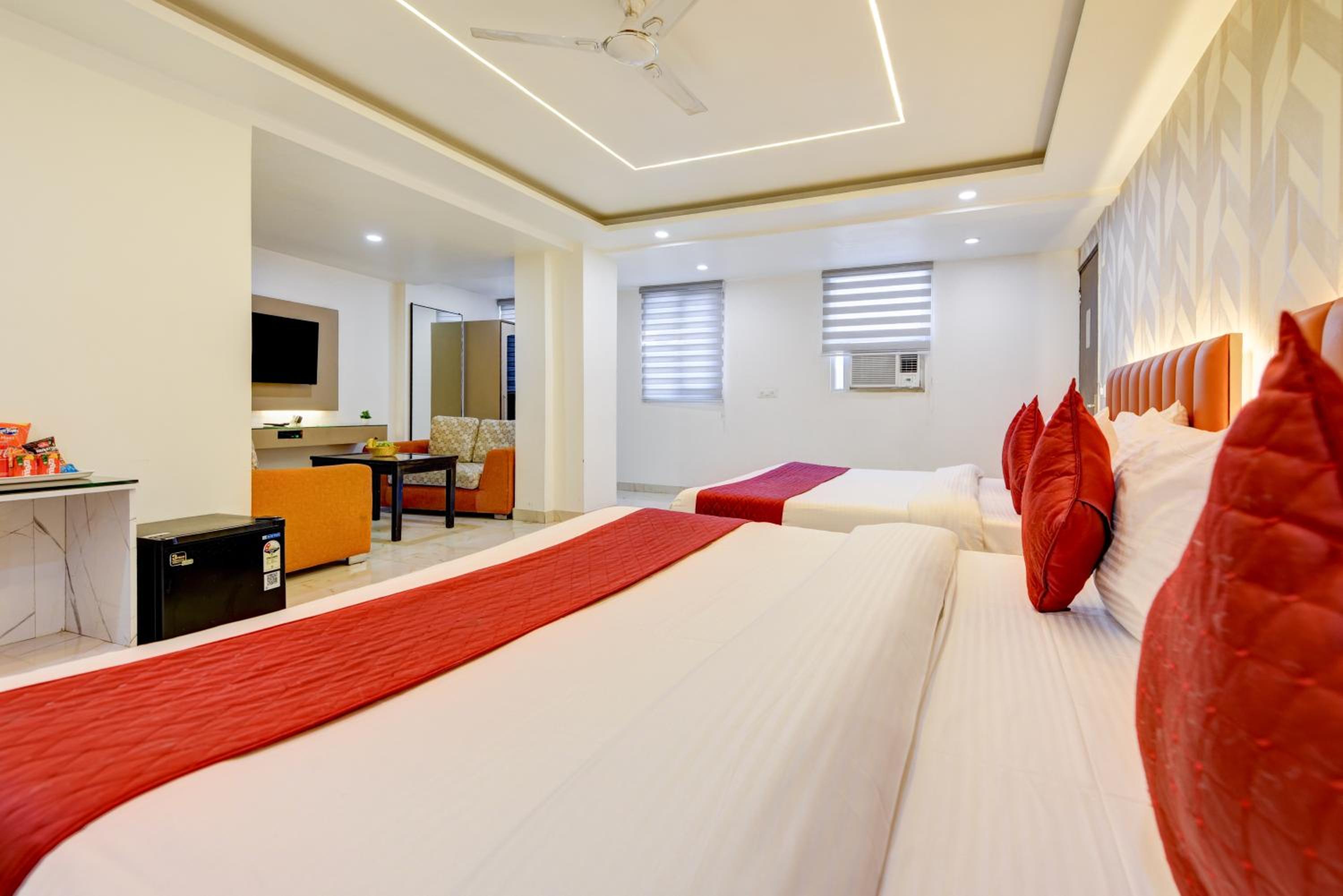 Фото Krishina Hotel