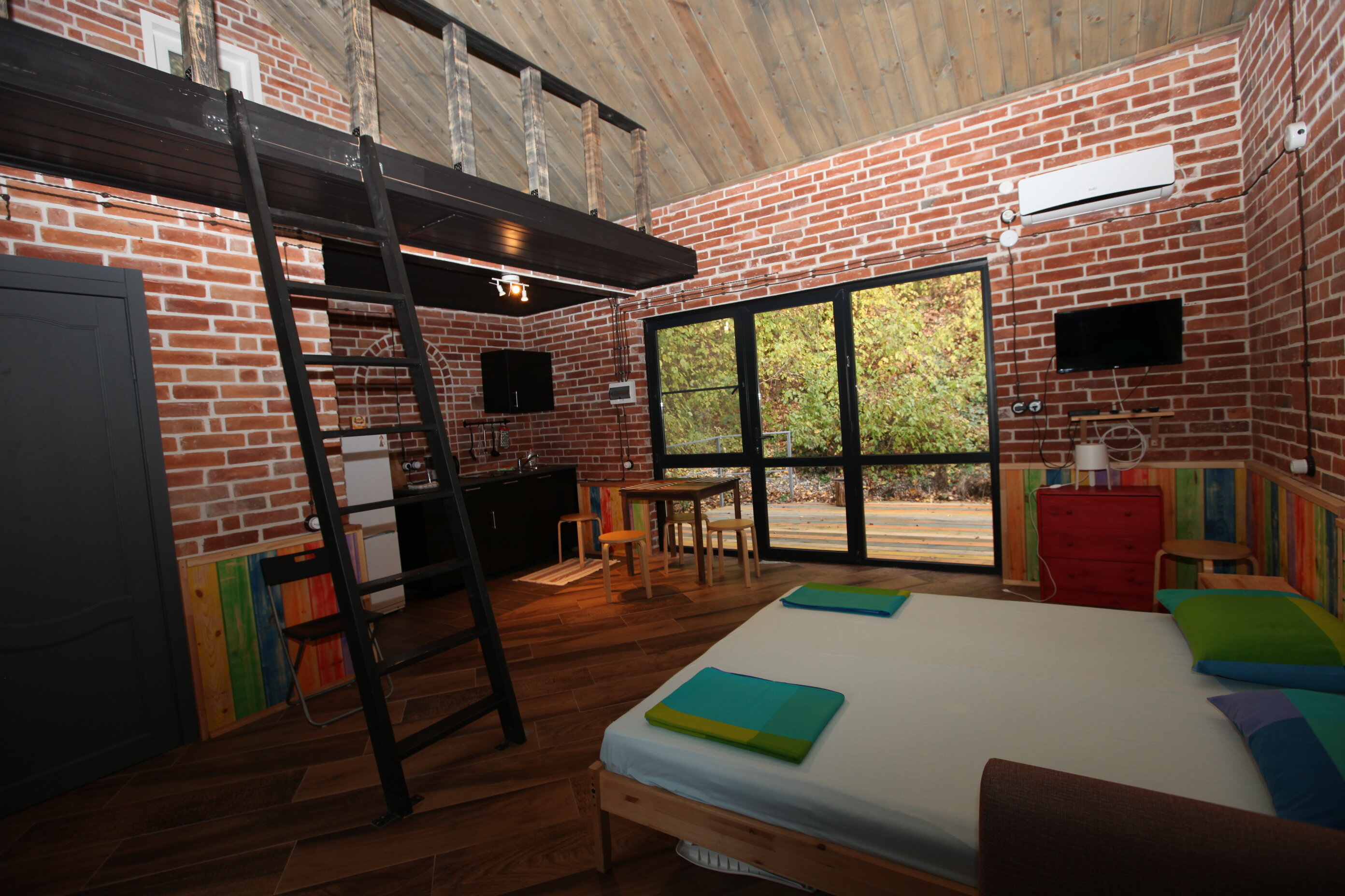 Фото Forest cottage