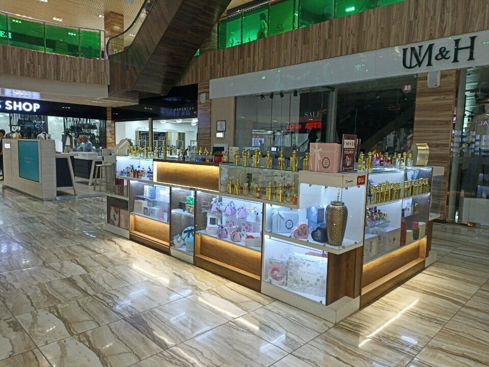 Perfume and cosmetics shop Runo. perfume, Astana, photo