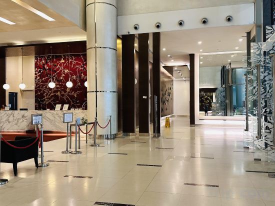 Фото Swiss Garden Residence by Urban Suites