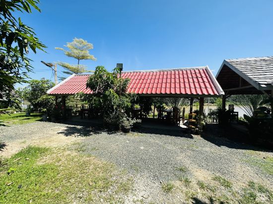 Фото Kingkham Riverside Hotel