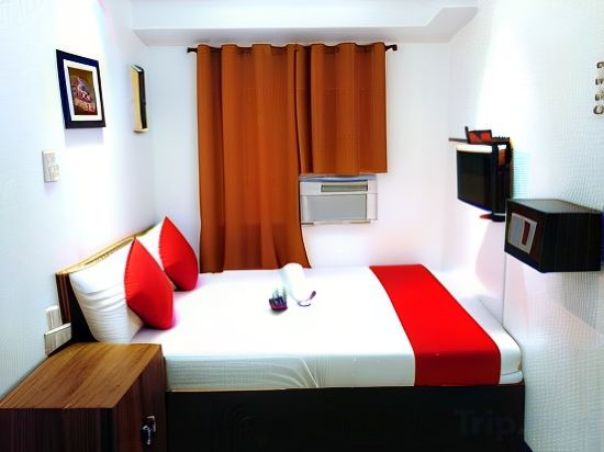 Фото Makati Poblacion Hotel