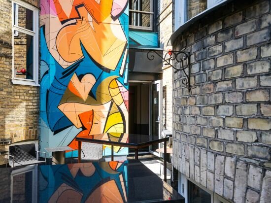 Фото Hotel TwentySix