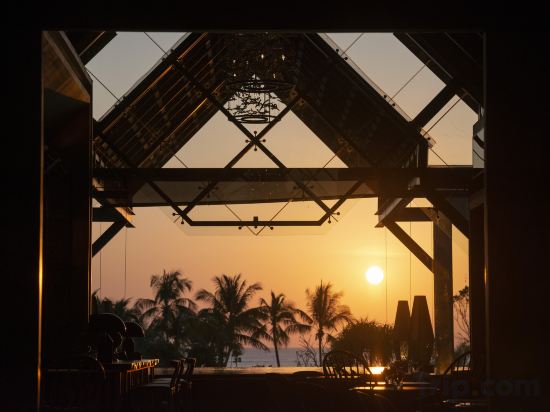 Фото Le Meridien Khao Lak Resort & SPA