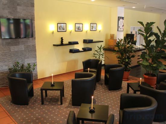 Фото Tryp by Wyndham Halle