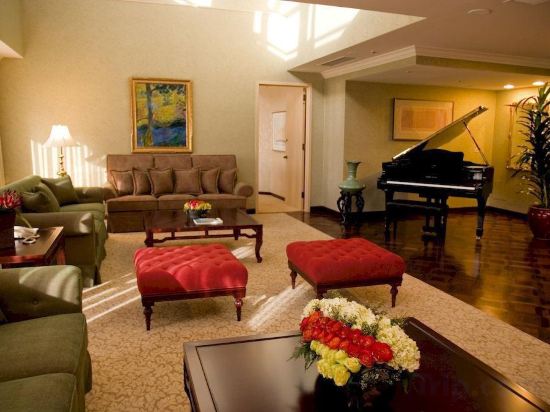 Фото Hilton Los Angeles/Universal City