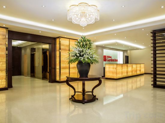 Фото Hilton Garden Inn Hanoi