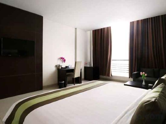 Фото Ramedo Hotel