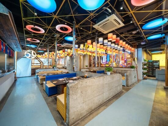 Фото Zijingang International