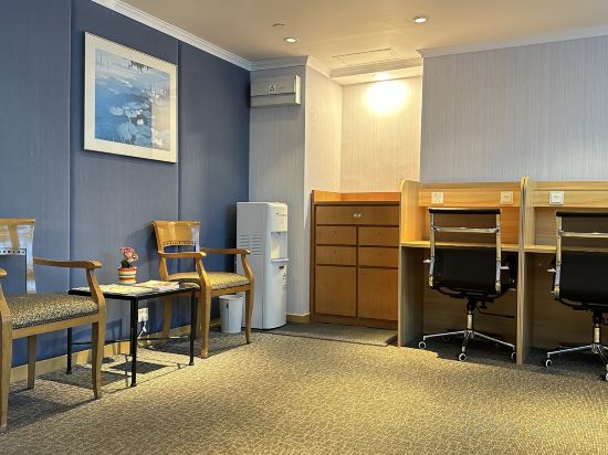 Фото Bishop Lei International House