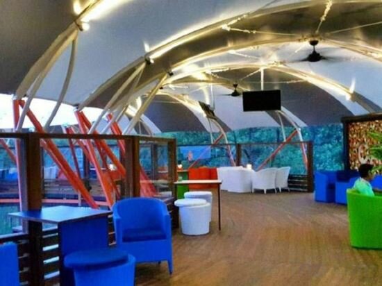 Hotel BeeJay Bakau Resort, East Java, photo