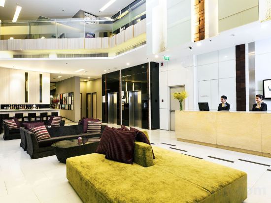 Фото Vic3 Bangkok Hotel