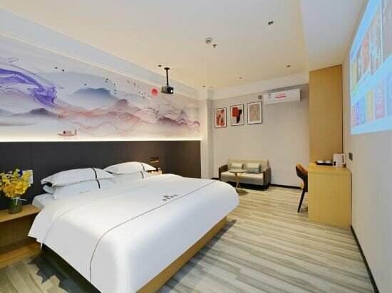 Hotel Platinum Hotel in Jiangmen City, Jiangmen, photo