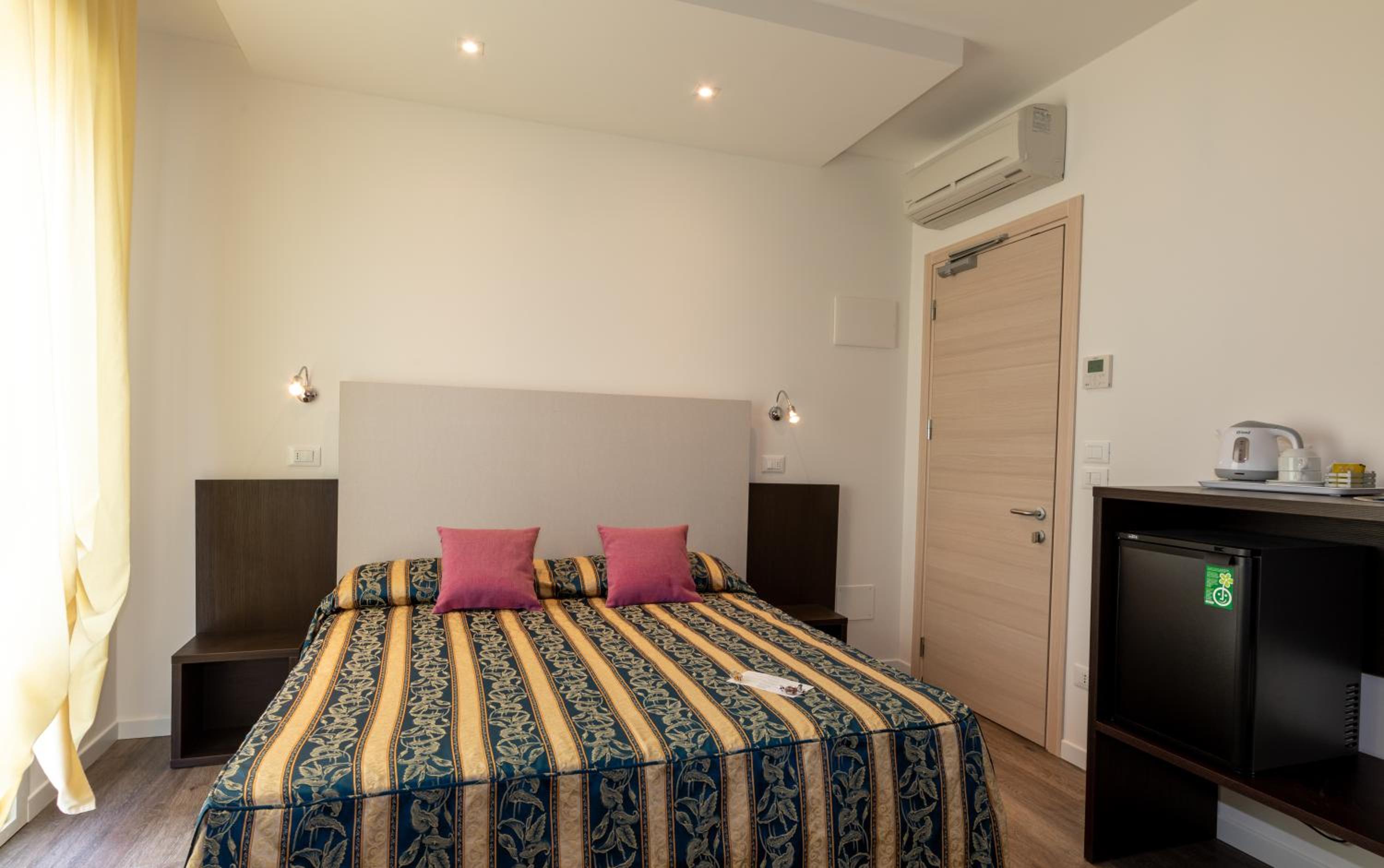 Фото Hotel Mayer