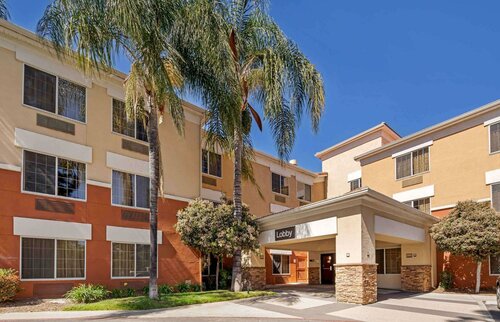 Гостиница Extended Stay America Suites Los Angeles Glendale в Глендейле