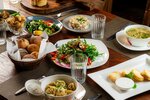 Tri medvedya (Nurken Äbdirov avenue, 30В), restaurant