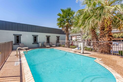 Гостиница Days Inn by Wyndham Austin/University/Downtown в Остине
