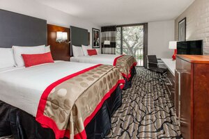 Гостиница Ramada by Wyndham Austin South