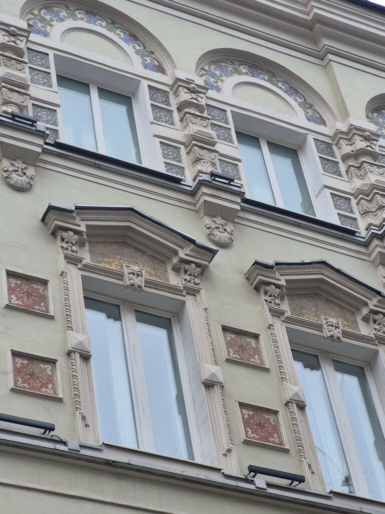 Landmark, attraction Доходный дом Строгановского училища живописи, ваяния и зодчества, Moscow, photo