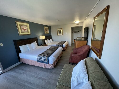Гостиница Pacific Inn