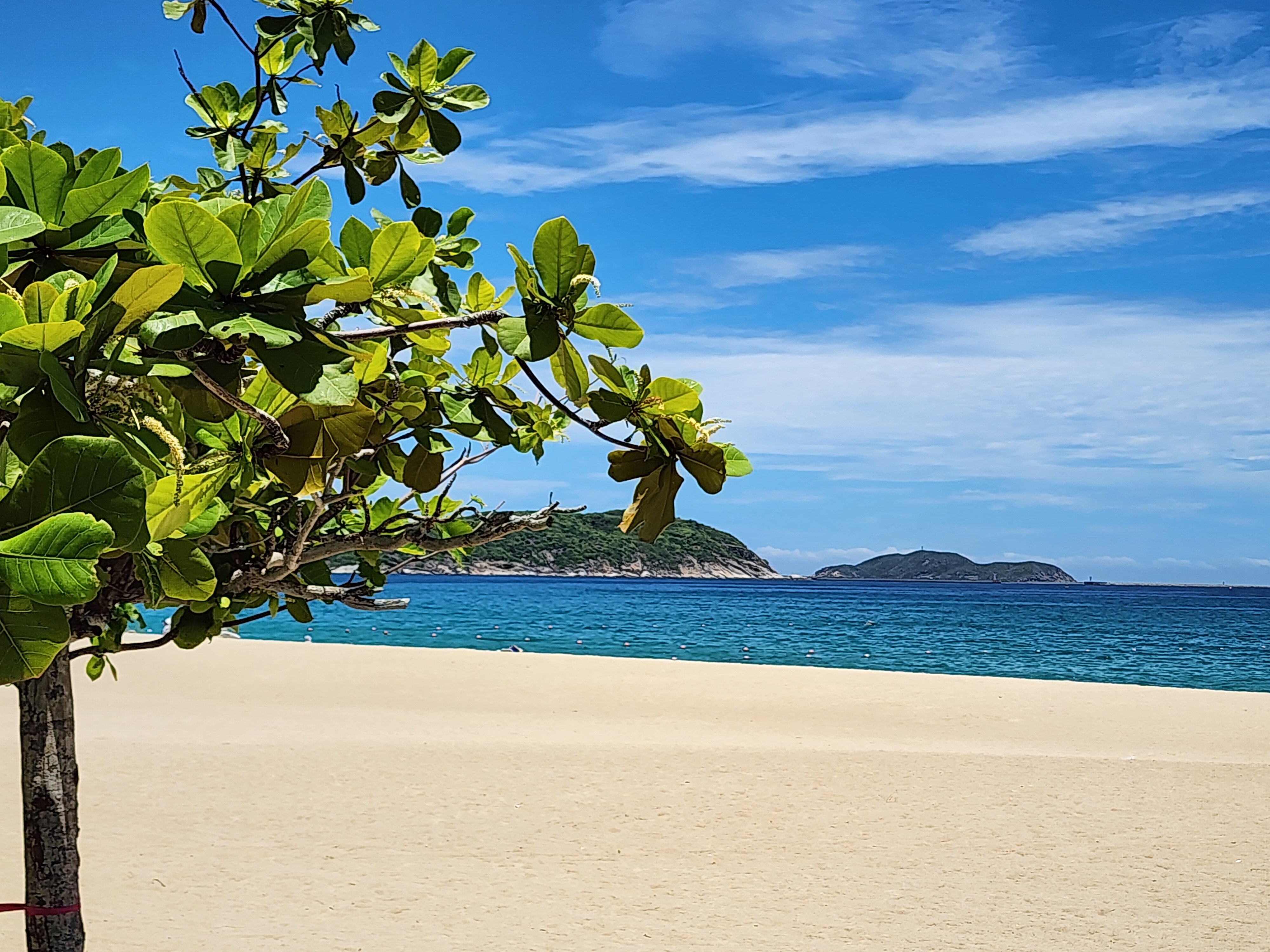 Фото Yalong Bay Villas and SPA