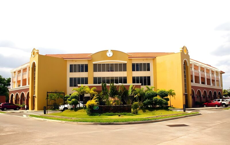 Гостиница Vista Marina Hotel and Resort в Олонгапо