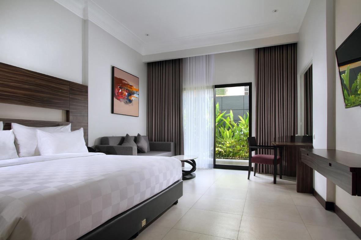 Фото Helios Hotel & Convention