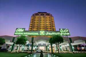 Гостиница Hotel Holiday International