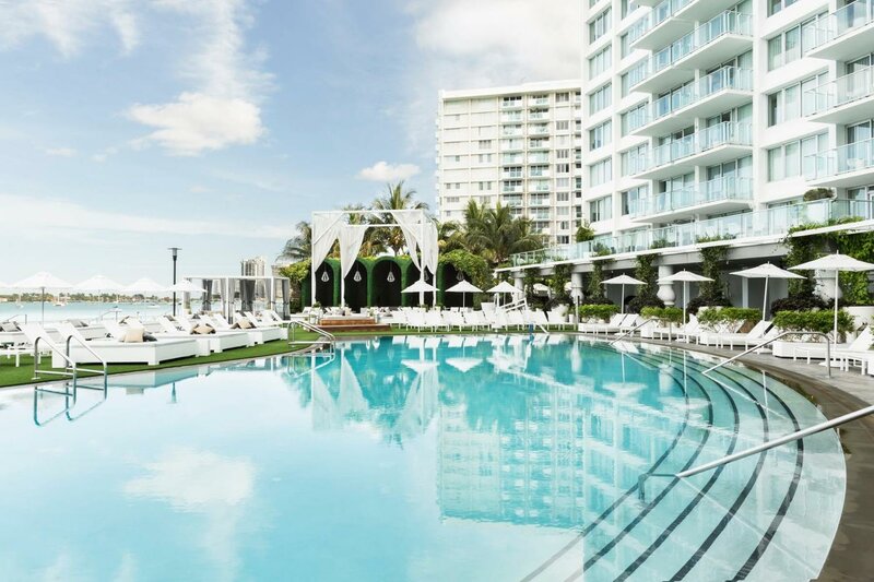 Гостиница Mondrian South Beach в Майами-Бич