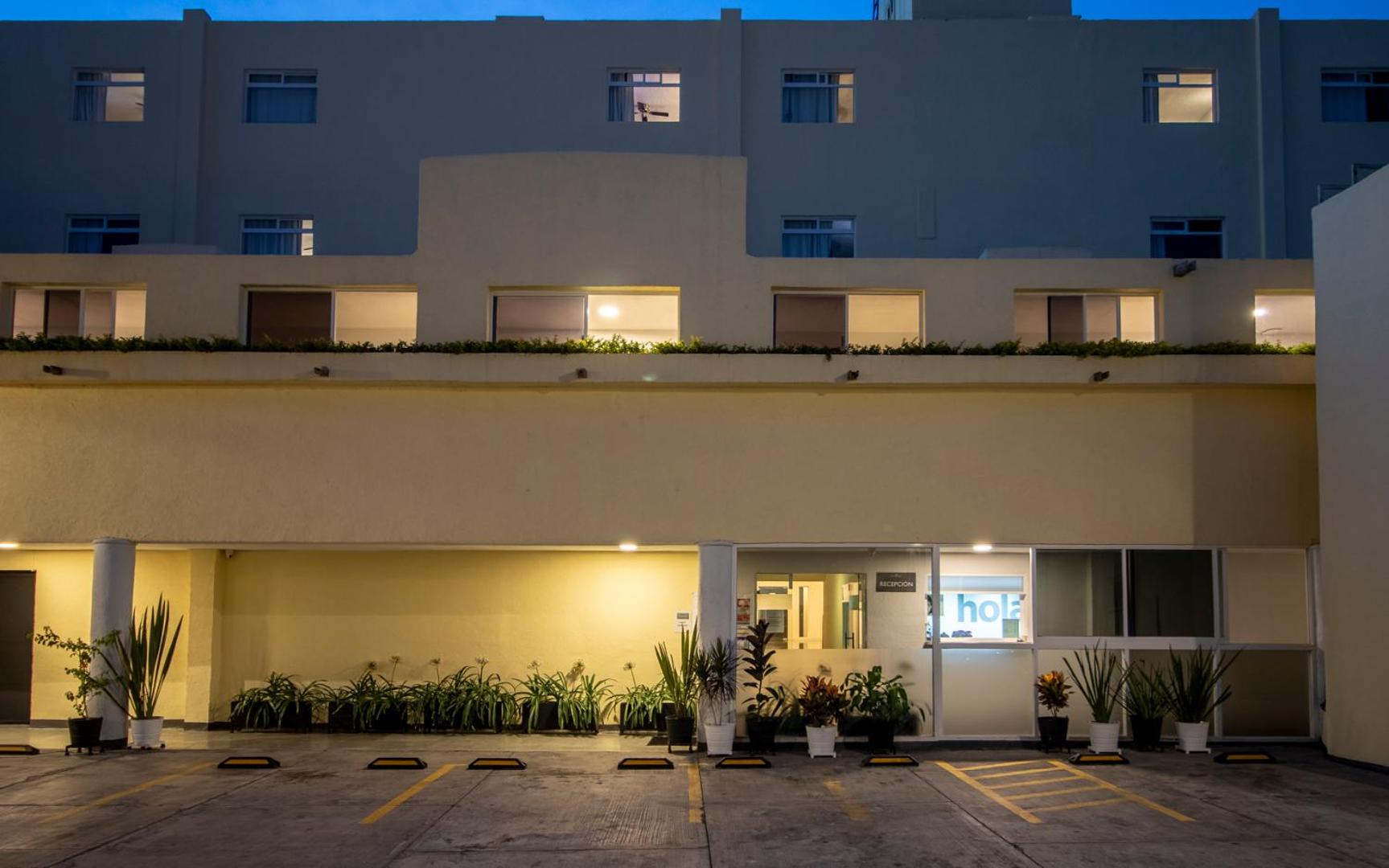 Фото Hotel Emperador Centro Guadalajara y Remodelado