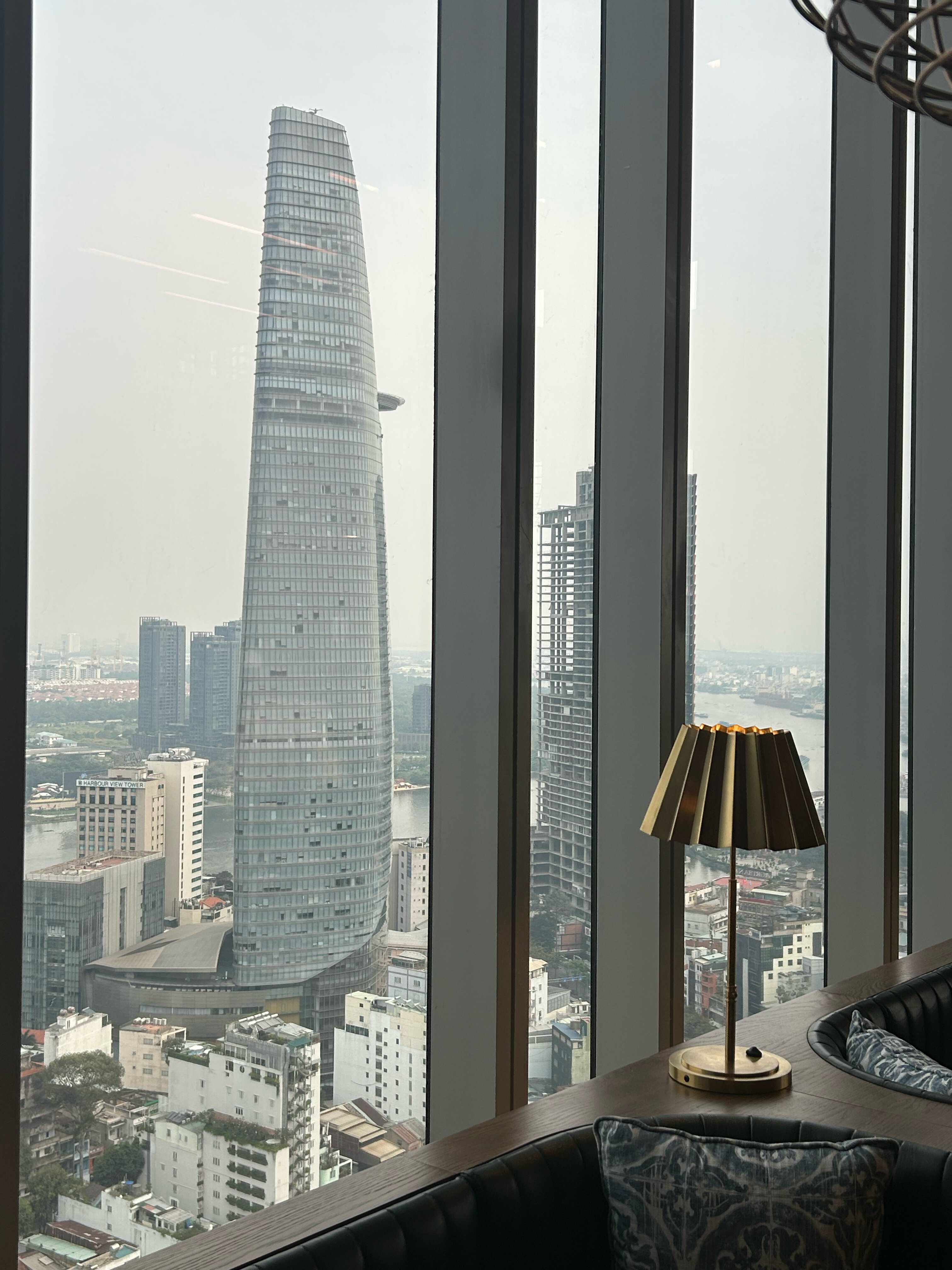 Фото Sedona Suites Ho Chi Minh City